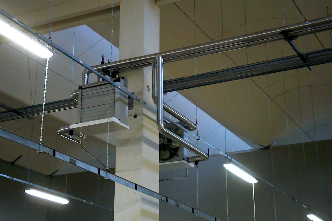 Industrial heating plant installed by Arisi